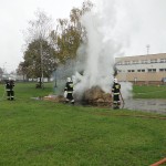 Targi Edukacyjne w Gimnazjum, pokaz OSP Słubice 20-10-2015